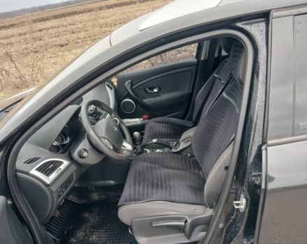 Чорний Рено Меган, об'ємом двигуна 1.5 л та пробігом 270 тис. км за 5500 $, фото 7 на Automoto.ua