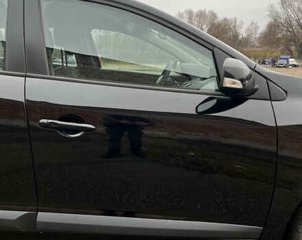 Черный Рено Меган, объемом двигателя 1.6 л и пробегом 219 тыс. км за 7450 $, фото 21 на Automoto.ua