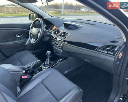 Чорний Рено Меган, об'ємом двигуна 1.5 л та пробігом 249 тис. км за 7600 $, фото 8 на Automoto.ua