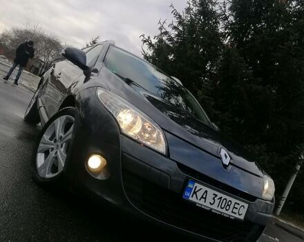 Рено Меган 2011 в Бердичеве на Automoto.ua Черный Рено Меган, объемом двигателя 2 л и пробегом 84 тыс. км за 8999 $, фото 130 на Automoto.ua