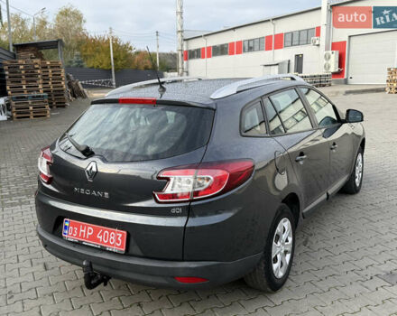 Рено Меган 2011 у Нововолинськ на Automoto.ua Чорний Рено Меган, об'ємом двигуна 1.46 л та пробігом 229 тис. км за 6500 $, фото 12 на Automoto.ua