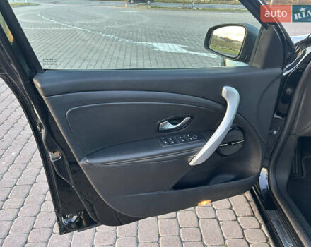 Чорний Рено Меган, об'ємом двигуна 1.5 л та пробігом 249 тис. км за 7600 $, фото 6 на Automoto.ua