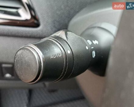 Черный Рено Меган, объемом двигателя 1.46 л и пробегом 249 тыс. км за 7650 $, фото 81 на Automoto.ua