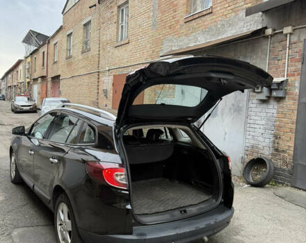 Рено Меган 2011 в Киеве на Automoto.ua Черный Рено Меган, объемом двигателя 1.46 л и пробегом 299 тыс. км за 6850 $, фото 4 на Automoto.ua