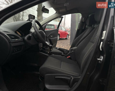 Черный Рено Меган, объемом двигателя 1.6 л и пробегом 285 тыс. км за 7300 $, фото 8 на Automoto.ua