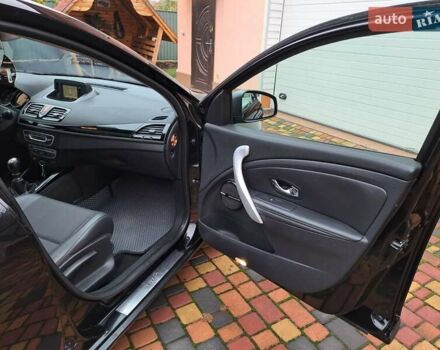 Черный Рено Меган, объемом двигателя 1.46 л и пробегом 249 тыс. км за 7650 $, фото 147 на Automoto.ua