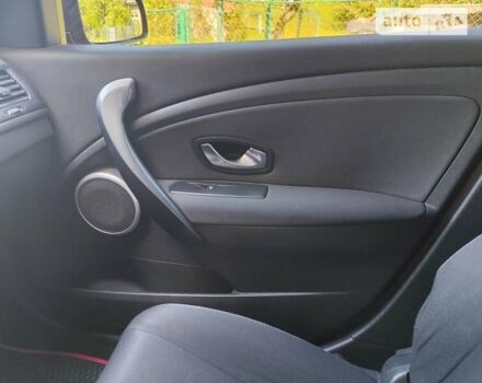 Чорний Рено Меган, об'ємом двигуна 1.9 л та пробігом 285 тис. км за 7600 $, фото 6 на Automoto.ua