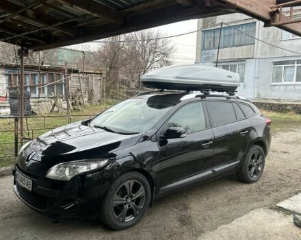 Черный Рено Меган, объемом двигателя 1.5 л и пробегом 260 тыс. км за 7800 $, фото 2 на Automoto.ua