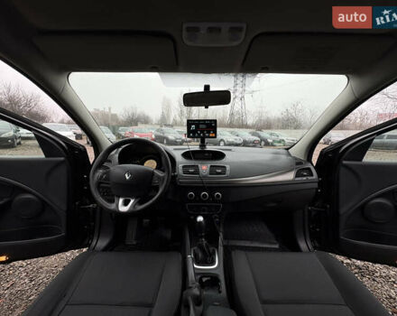 Черный Рено Меган, объемом двигателя 1.6 л и пробегом 285 тыс. км за 7300 $, фото 13 на Automoto.ua