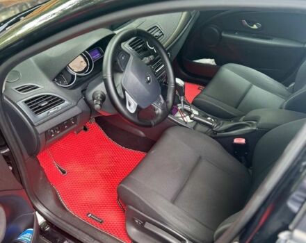 Черный Рено Меган, объемом двигателя 1.5 л и пробегом 260 тыс. км за 7800 $, фото 9 на Automoto.ua