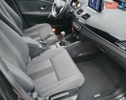 Черный Рено Меган, объемом двигателя 1.4 л и пробегом 225 тыс. км за 7500 $, фото 4 на Automoto.ua