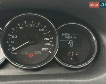 Черный Рено Меган, объемом двигателя 2 л и пробегом 245 тыс. км за 8499 $, фото 40 на Automoto.ua