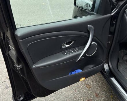 Черный Рено Меган, объемом двигателя 1.46 л и пробегом 345 тыс. км за 6500 $, фото 8 на Automoto.ua