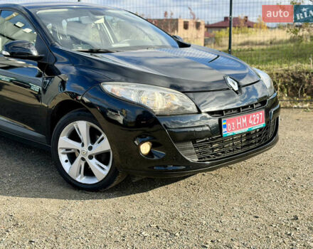 Черный Рено Меган, объемом двигателя 1.5 л и пробегом 204 тыс. км за 7950 $, фото 1 на Automoto.ua