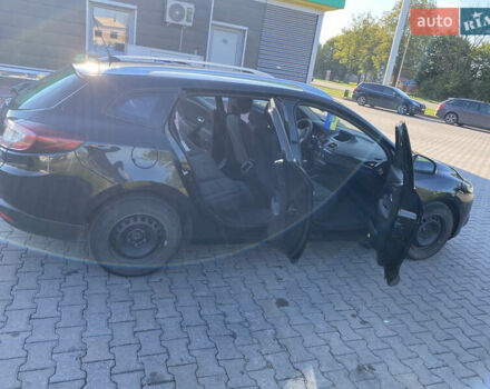 Черный Рено Меган, объемом двигателя 1.46 л и пробегом 300 тыс. км за 7000 $, фото 15 на Automoto.ua