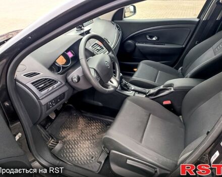 Черный Рено Меган, объемом двигателя 1.6 л и пробегом 199 тыс. км за 6950 $, фото 9 на Automoto.ua