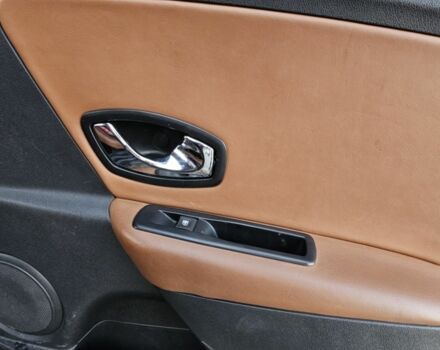 Черный Рено Меган, объемом двигателя 1.5 л и пробегом 254 тыс. км за 11629 $, фото 14 на Automoto.ua