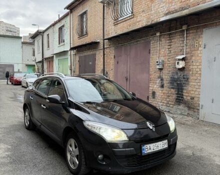 Рено Меган 2011 у Києві на Automoto.ua Чорний Рено Меган, об'ємом двигуна 1.5 л та пробігом 299 тис. км за 6850 $, фото 4 на Automoto.ua