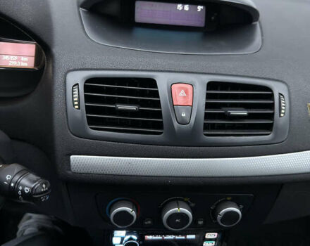 Черный Рено Меган, объемом двигателя 1.46 л и пробегом 345 тыс. км за 6500 $, фото 22 на Automoto.ua