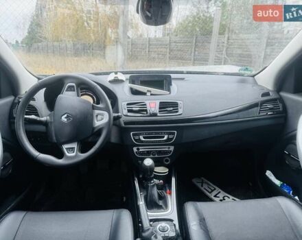 Черный Рено Меган, объемом двигателя 1.46 л и пробегом 260 тыс. км за 3800 $, фото 8 на Automoto.ua