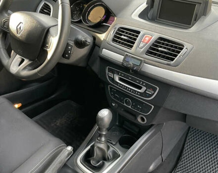 Черный Рено Меган, объемом двигателя 1.5 л и пробегом 251 тыс. км за 6500 $, фото 8 на Automoto.ua