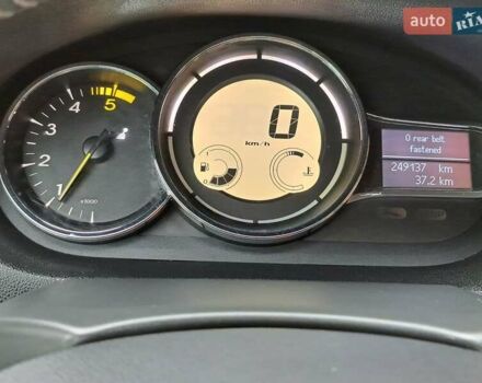 Черный Рено Меган, объемом двигателя 1.46 л и пробегом 249 тыс. км за 7650 $, фото 84 на Automoto.ua