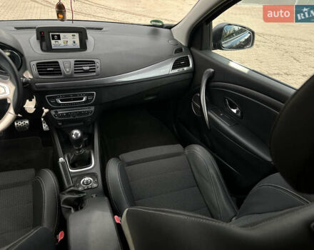 Черный Рено Меган, объемом двигателя 2 л и пробегом 245 тыс. км за 8499 $, фото 44 на Automoto.ua