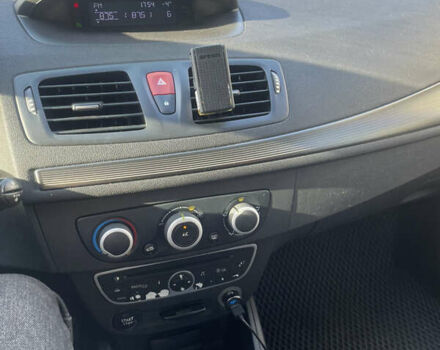 Чорний Рено Меган, об'ємом двигуна 1.6 л та пробігом 220 тис. км за 6900 $, фото 8 на Automoto.ua