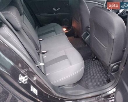 Черный Рено Меган, объемом двигателя 1.4 л и пробегом 225 тыс. км за 7500 $, фото 16 на Automoto.ua