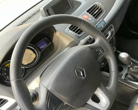 Черный Рено Меган, объемом двигателя 1.5 л и пробегом 251 тыс. км за 6500 $, фото 6 на Automoto.ua