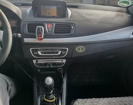 Черный Рено Меган, объемом двигателя 1.46 л и пробегом 227 тыс. км за 7200 $, фото 2 на Automoto.ua