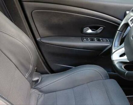 Черный Рено Меган, объемом двигателя 2 л и пробегом 223 тыс. км за 8900 $, фото 47 на Automoto.ua