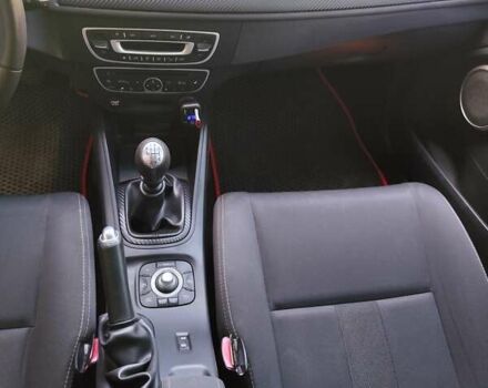 Чорний Рено Меган, об'ємом двигуна 1.9 л та пробігом 285 тис. км за 7600 $, фото 8 на Automoto.ua