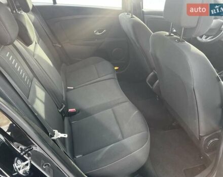 Чорний Рено Меган, об'ємом двигуна 1.6 л та пробігом 219 тис. км за 7450 $, фото 22 на Automoto.ua