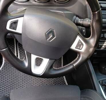 Черный Рено Меган, объемом двигателя 2 л и пробегом 223 тыс. км за 8900 $, фото 41 на Automoto.ua