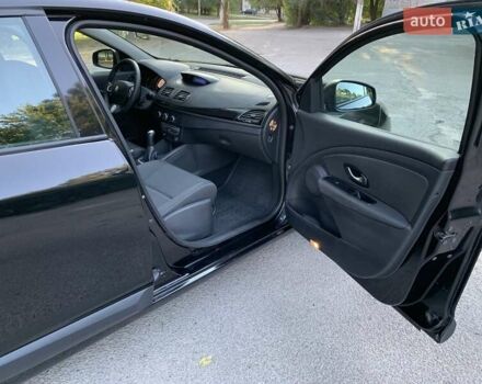 Черный Рено Меган, объемом двигателя 1.46 л и пробегом 262 тыс. км за 7000 $, фото 26 на Automoto.ua