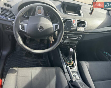 Черный Рено Меган, объемом двигателя 1.5 л и пробегом 290 тыс. км за 6900 $, фото 3 на Automoto.ua