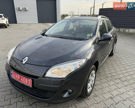 Рено Меган 2011 у Нововолинськ на Automoto.ua Чорний Рено Меган, об'ємом двигуна 1.46 л та пробігом 229 тис. км за 6500 $, фото 8 на Automoto.ua