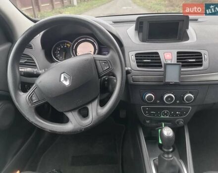 Чорний Рено Меган, об'ємом двигуна 1.6 л та пробігом 218 тис. км за 6950 $, фото 10 на Automoto.ua