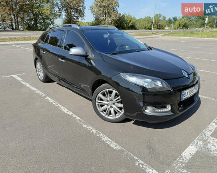 Рено Меган 2012 у Шепетовке на Automoto.ua Чорний Рено Меган, об'ємом двигуна 1.46 л та пробігом 305 тис. км за 8100 $, фото 7 на Automoto.ua