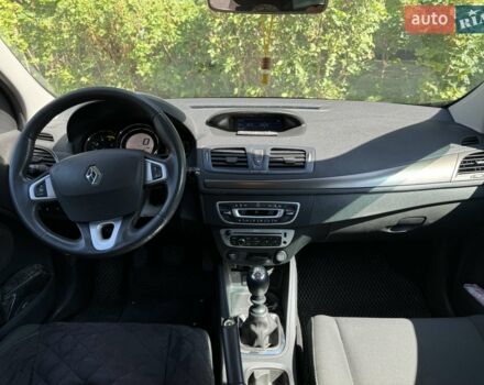 Черный Рено Меган, объемом двигателя 1.46 л и пробегом 203 тыс. км за 8300 $, фото 4 на Automoto.ua