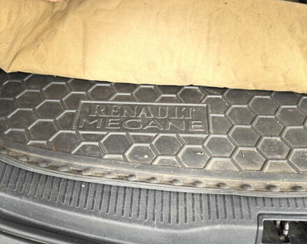 Черный Рено Меган, объемом двигателя 1.5 л и пробегом 240 тыс. км за 8200 $, фото 15 на Automoto.ua