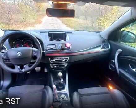 Черный Рено Меган, объемом двигателя 1.5 л и пробегом 245 тыс. км за 9100 $, фото 2 на Automoto.ua