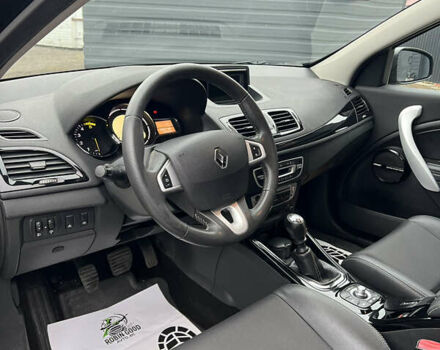 Черный Рено Меган, объемом двигателя 1.46 л и пробегом 239 тыс. км за 8500 $, фото 16 на Automoto.ua