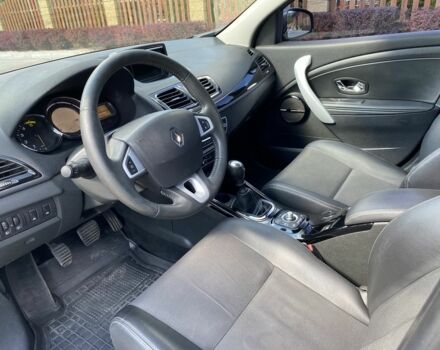 Черный Рено Меган, объемом двигателя 1.5 л и пробегом 274 тыс. км за 7800 $, фото 13 на Automoto.ua