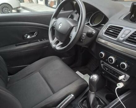 Черный Рено Меган, объемом двигателя 1.5 л и пробегом 400 тыс. км за 6700 $, фото 2 на Automoto.ua