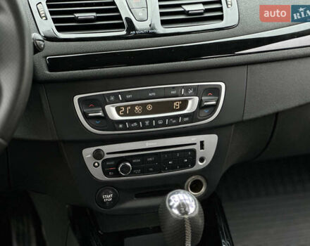 Черный Рено Меган, объемом двигателя 1.5 л и пробегом 227 тыс. км за 8499 $, фото 29 на Automoto.ua