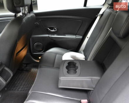 Черный Рено Меган, объемом двигателя 1.46 л и пробегом 220 тыс. км за 8999 $, фото 13 на Automoto.ua