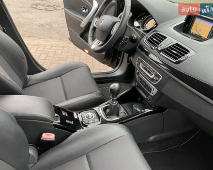 Черный Рено Меган, объемом двигателя 1.46 л и пробегом 250 тыс. км за 8600 $, фото 18 на Automoto.ua