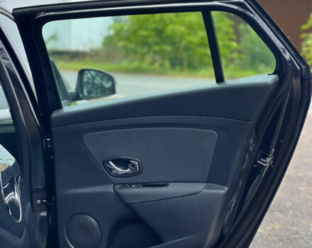 Черный Рено Меган, объемом двигателя 1.46 л и пробегом 221 тыс. км за 8100 $, фото 20 на Automoto.ua